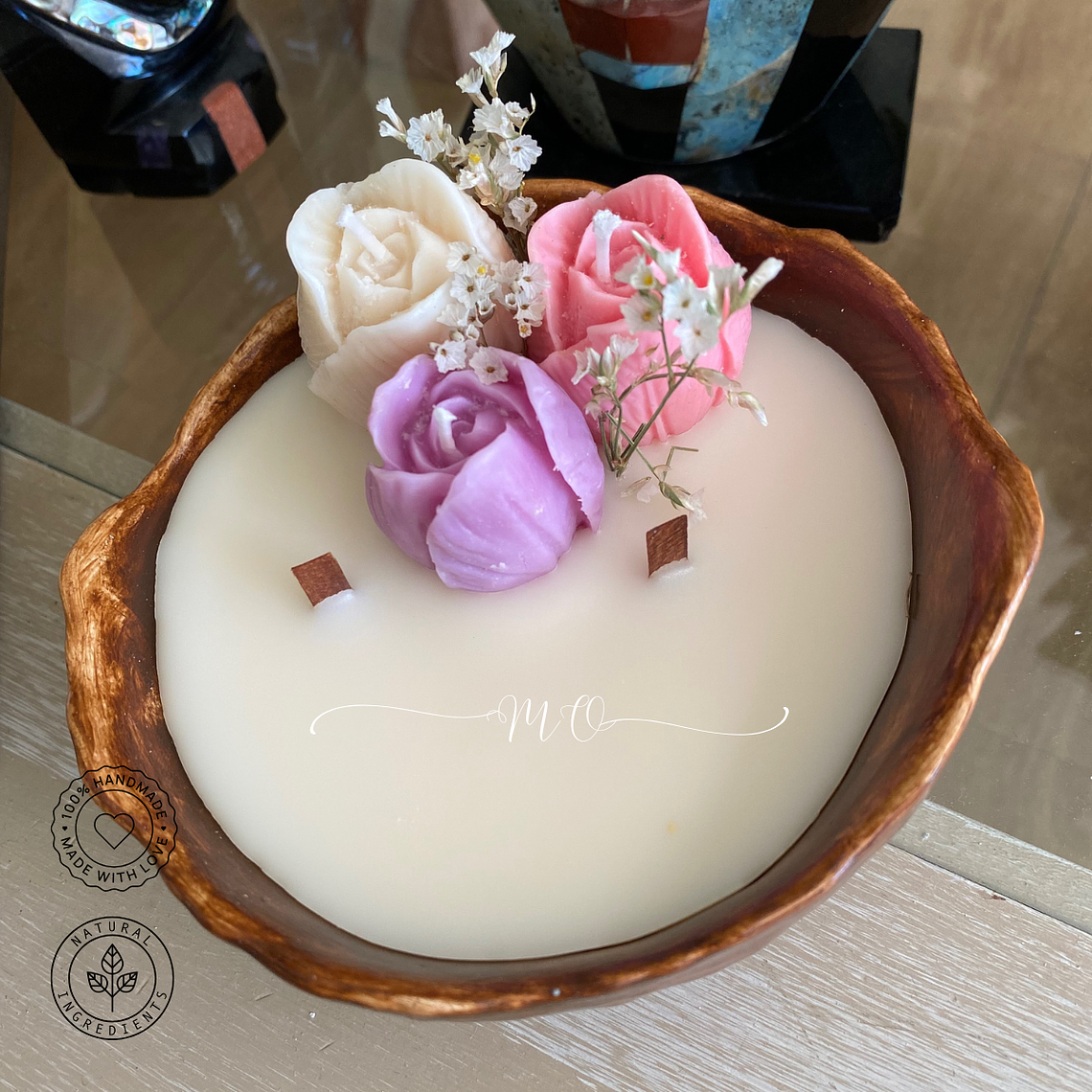 Vela Floral Artesanal en Cuenco Natural 1