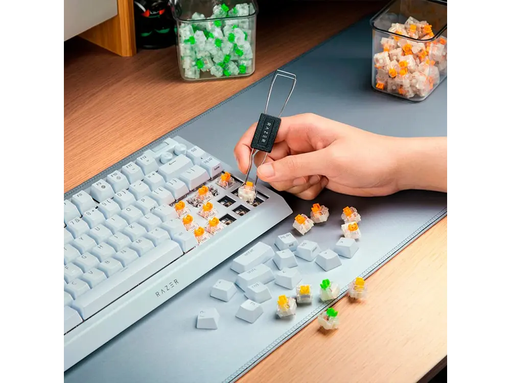 Teclado Gamer Razer Blackwidow V4 Mercury 75%, Switch Naranjos, Inglés 6