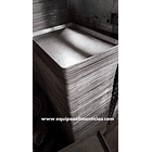 Charola para hornear de aluminio 35 cm x50 cms generica usada 3