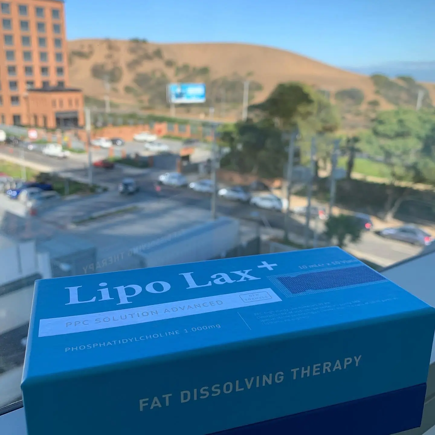 2 VIALES  LIPO LAX + 10 ML   CUERPO Y PAPADA 3