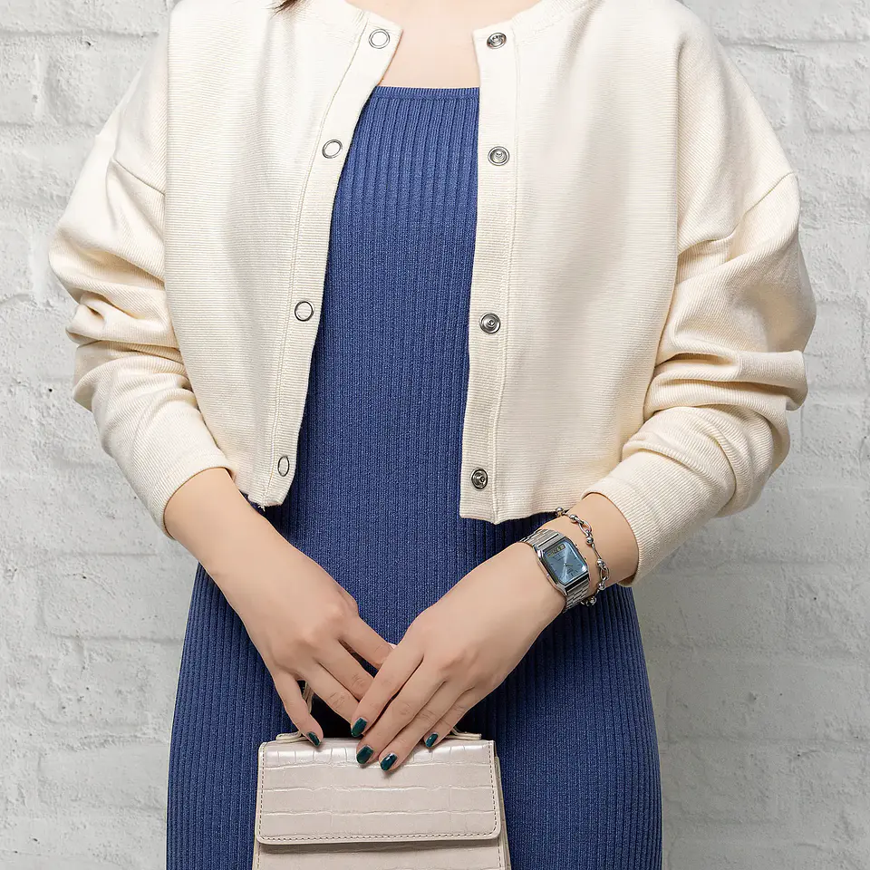 Vintage Series AQ-230A-2A1MQYES 3