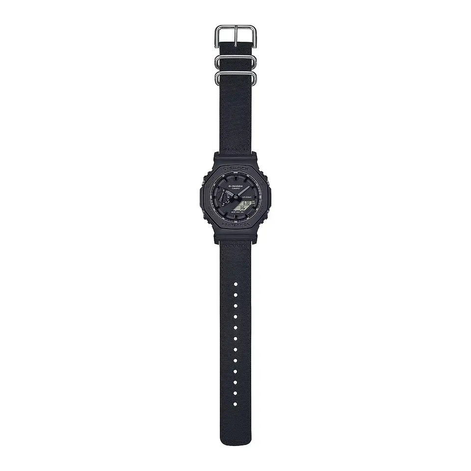 Serie Cordura negra utilitaria GA-2100BCE-1AER 2