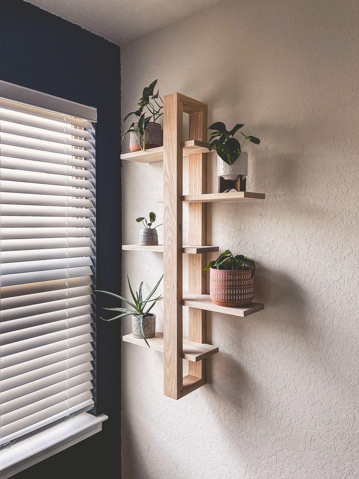 Estante de pared minimalista