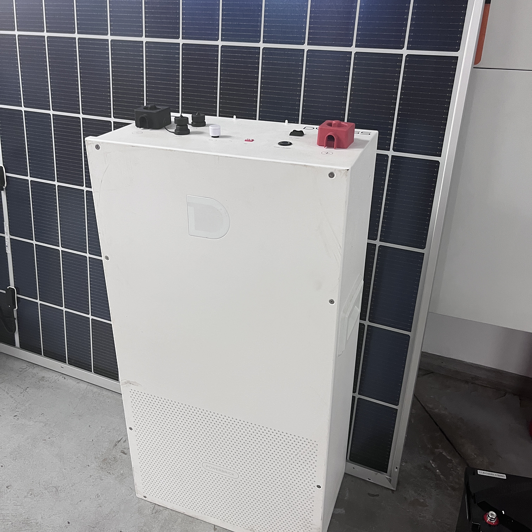 Batería de Litio Dyness 15 kWh 48 V 300Ah – Alta Capacidad para Energía Solar y Backup 1