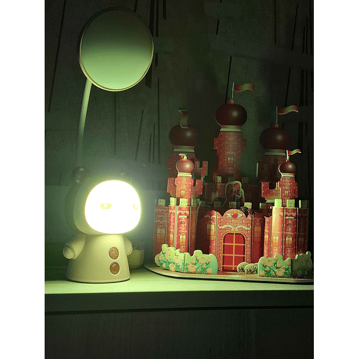 Lámpara de escritorio  2