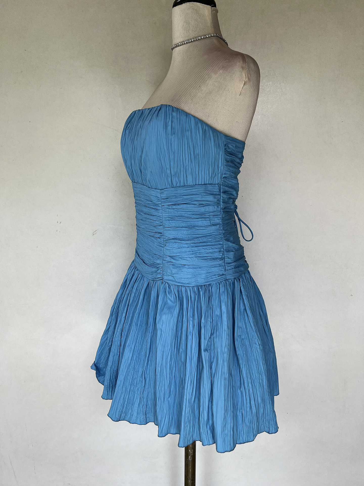 VESTIDO CORTO CELESTE - TALLA 44 3