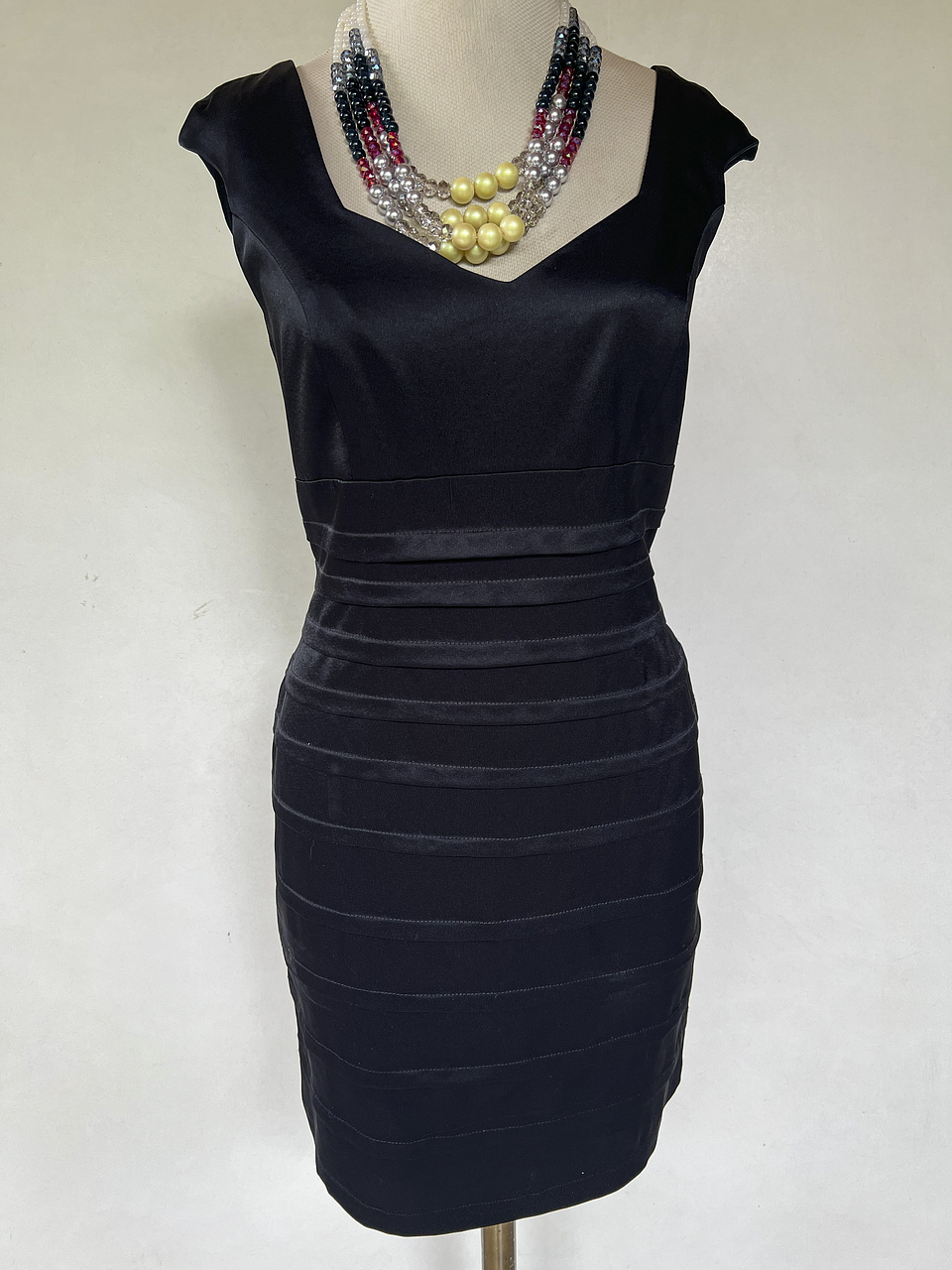 VESTIDO CORTO NEGRO - TALLA 40 1
