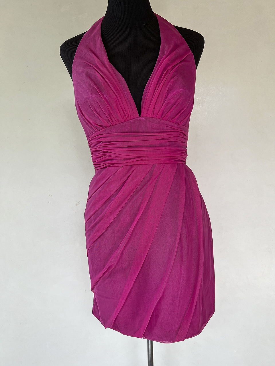 VESTIDO CORTO FUCSIA - TALLA 42, 44, 46 1