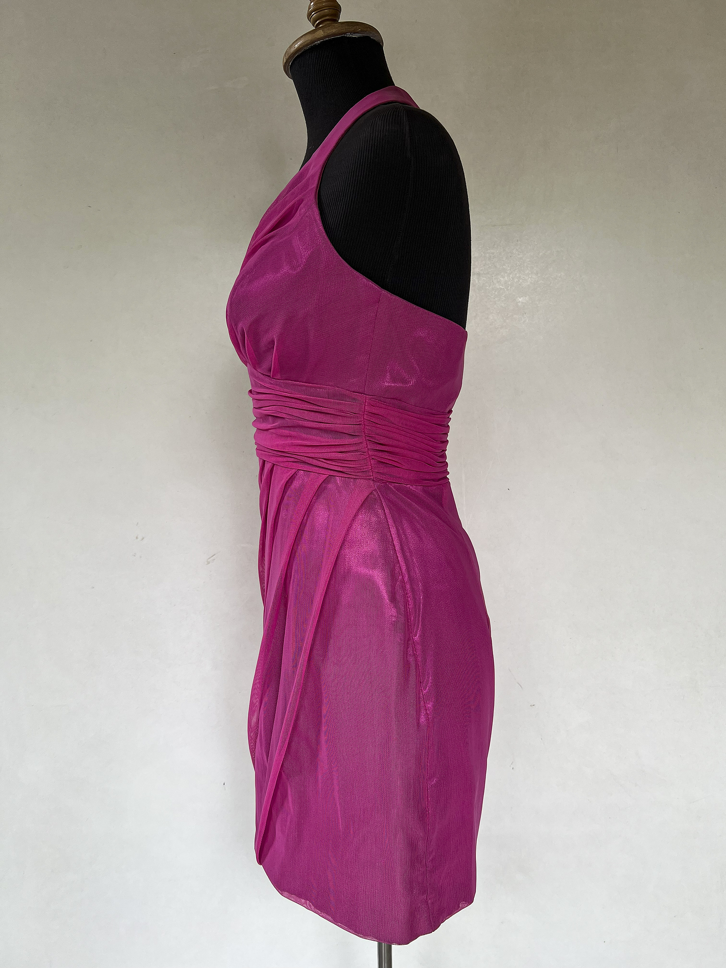 VESTIDO CORTO FUCSIA - TALLA 42, 44, 46 3