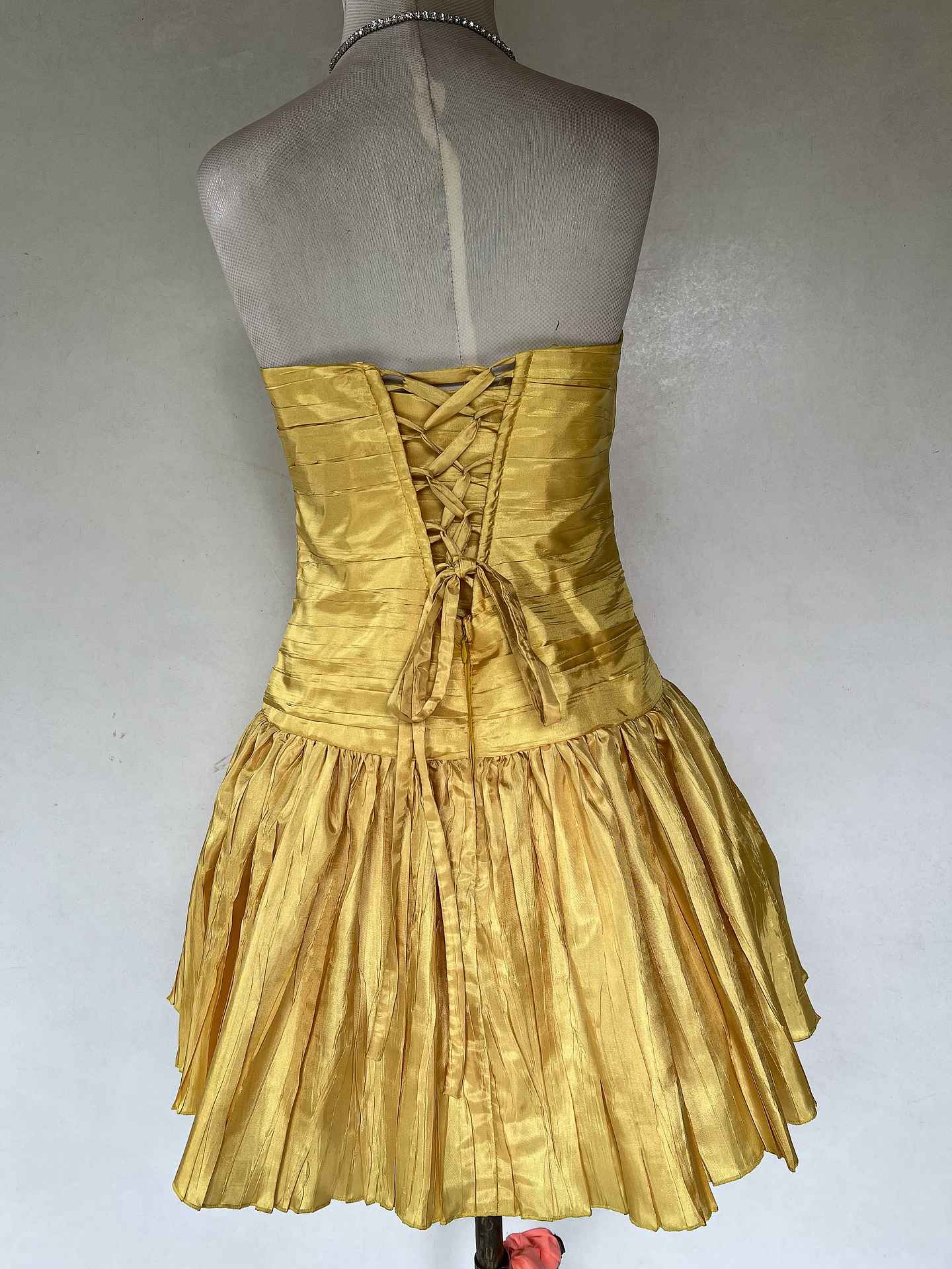 VESTIDO CORTO AMARILLO - TALLA 44 4