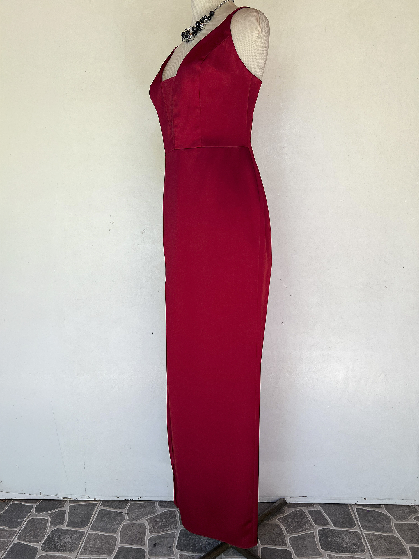 VERTILO LARGO ROJO CORTE PIERNA - TALLA 44 3