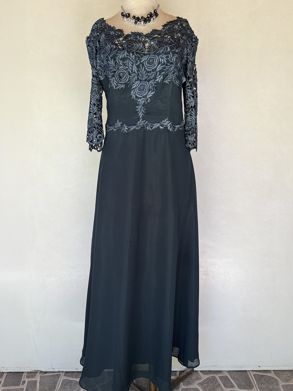 VESTIDO LARGO PETROLEO CON ROSAS - TALLA 46 1