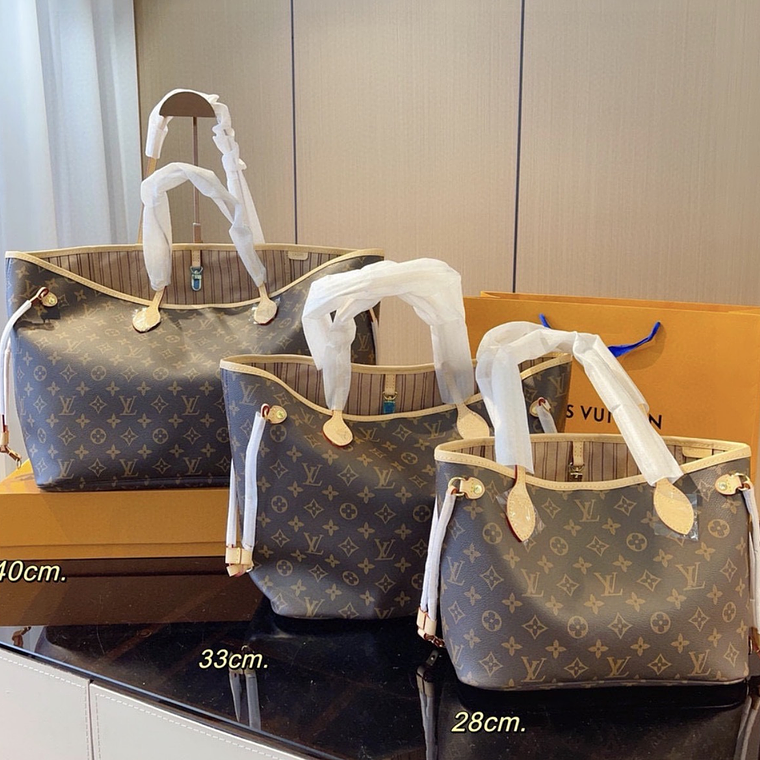 LV Onthego tote bag 1