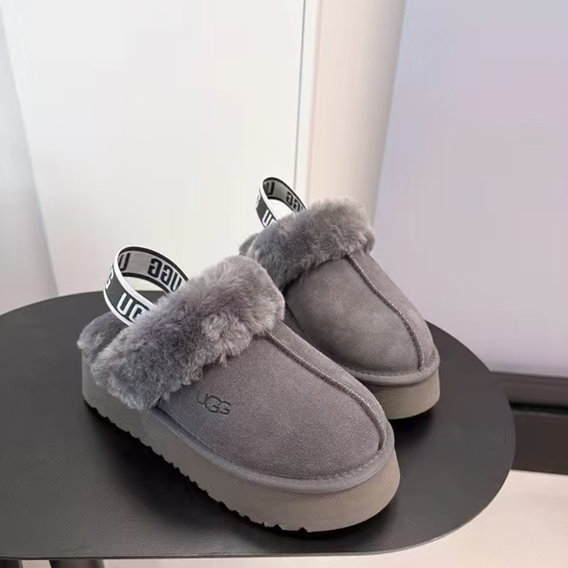 UGG FUNKETTE 3