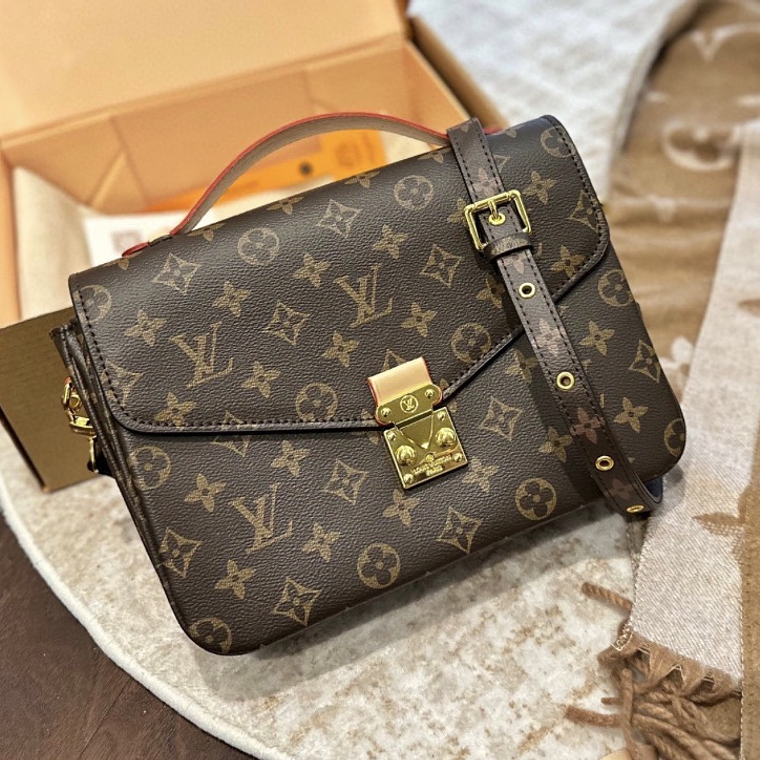 LV Tofu Bag 2