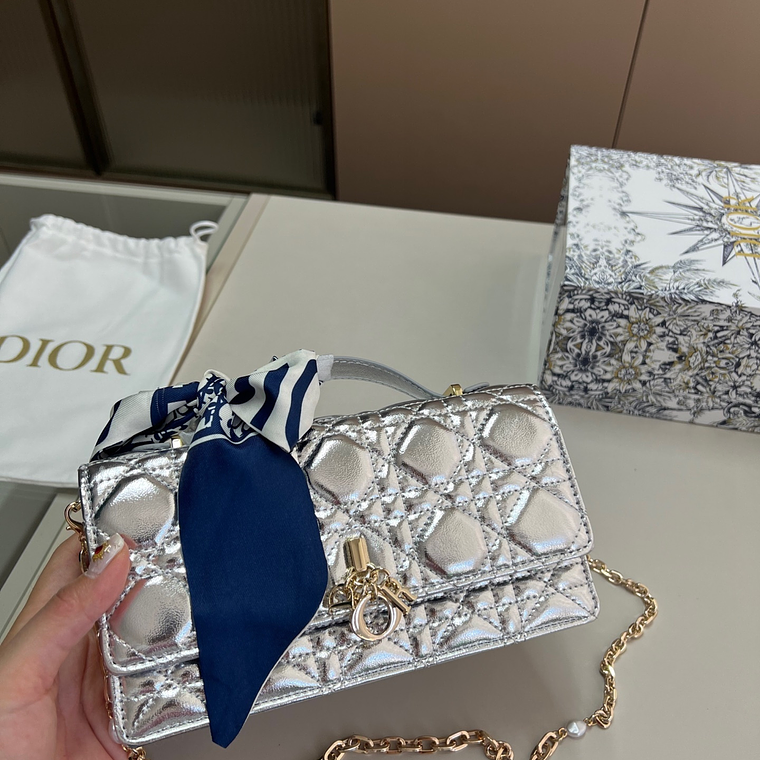 DIOR Miss bag 10