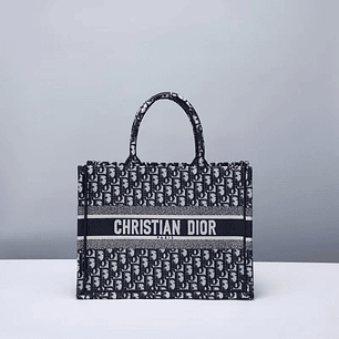 Dior tote bag