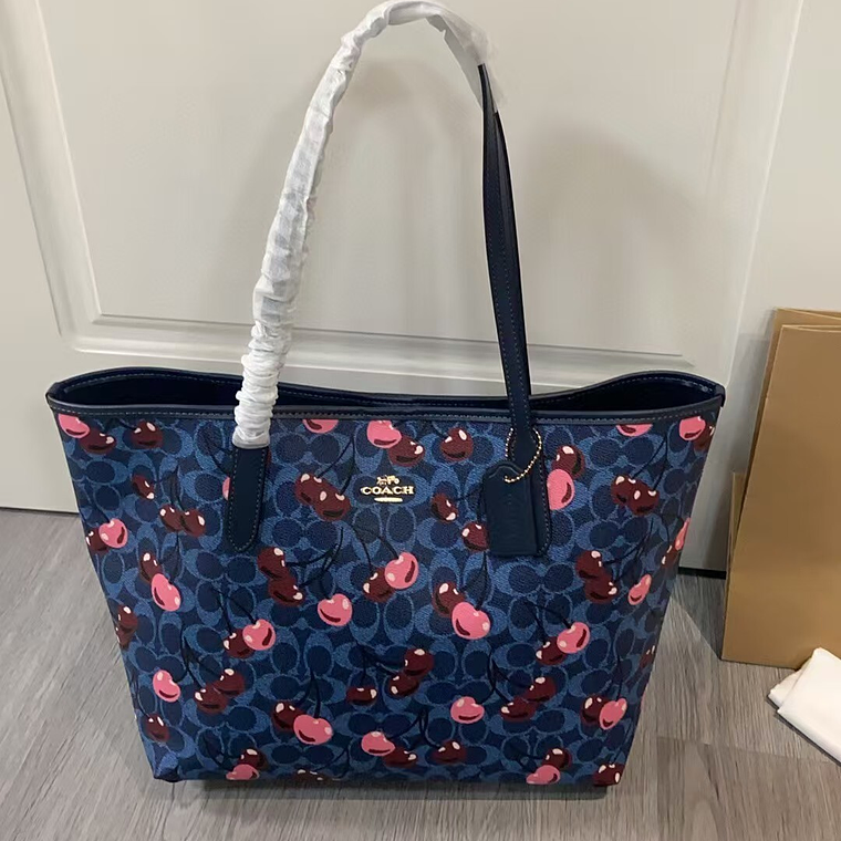 Coach Open city bag 2
