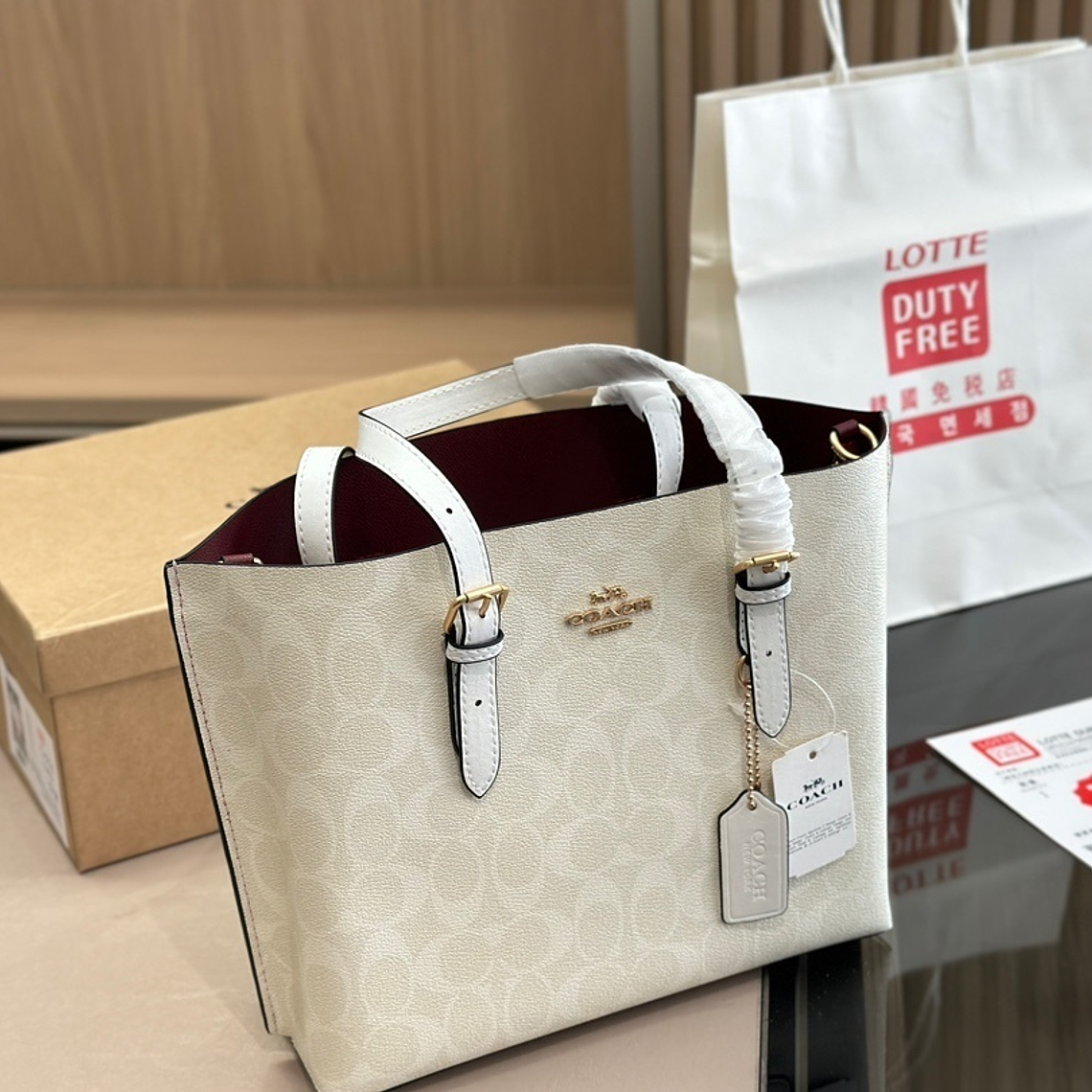 Coach mollie tote 9