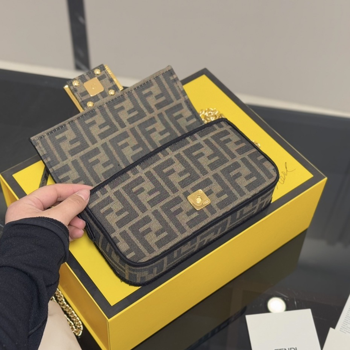Fendi Baguette bag 3