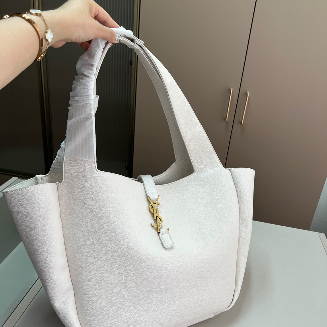 YSL HOBO Tote bag 1