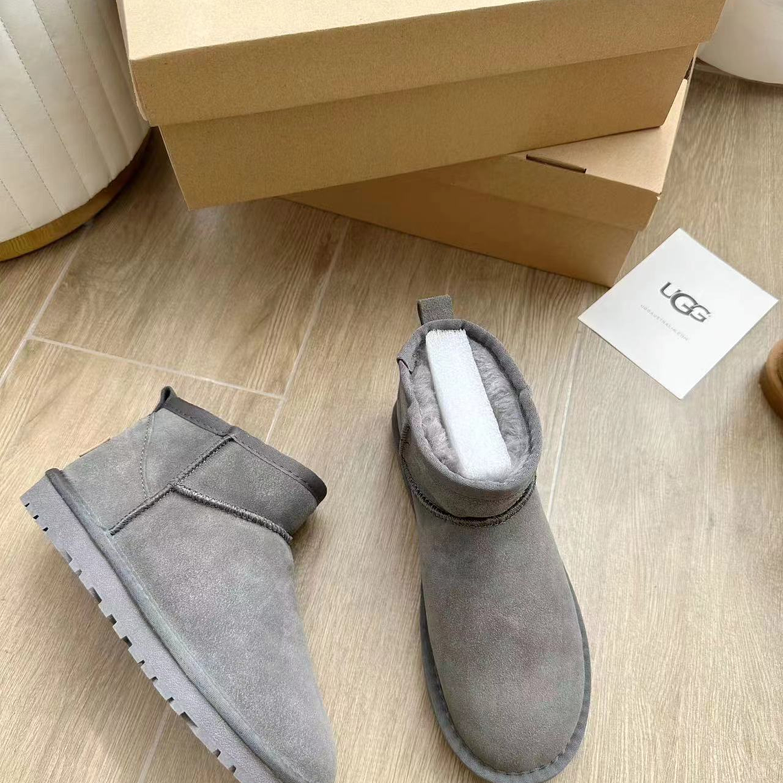 UGG shoes - Sola e cano baixa 4