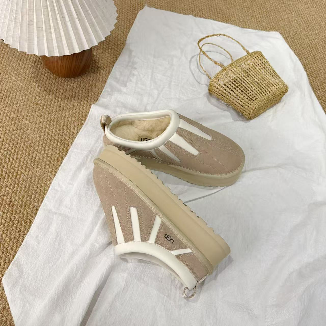 UGG shoes - Chinelo Tria 2