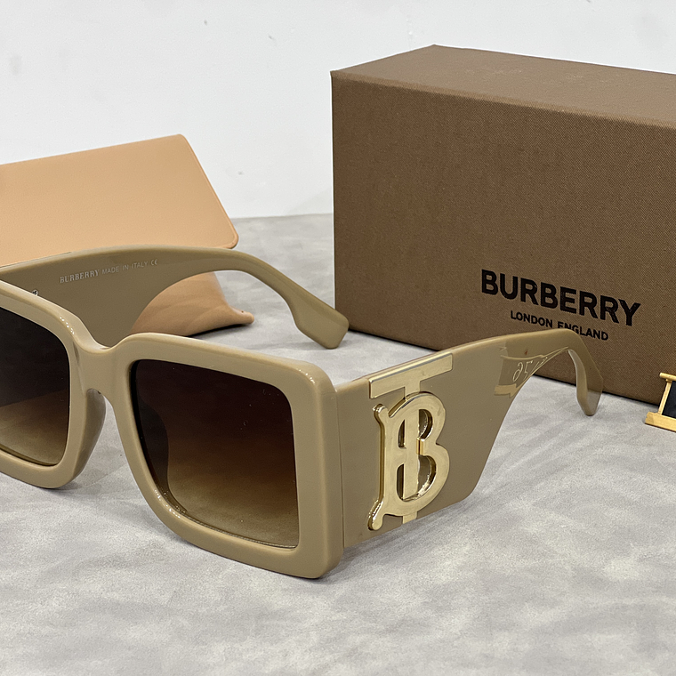 Óculos de Sol Burberry 6176 2