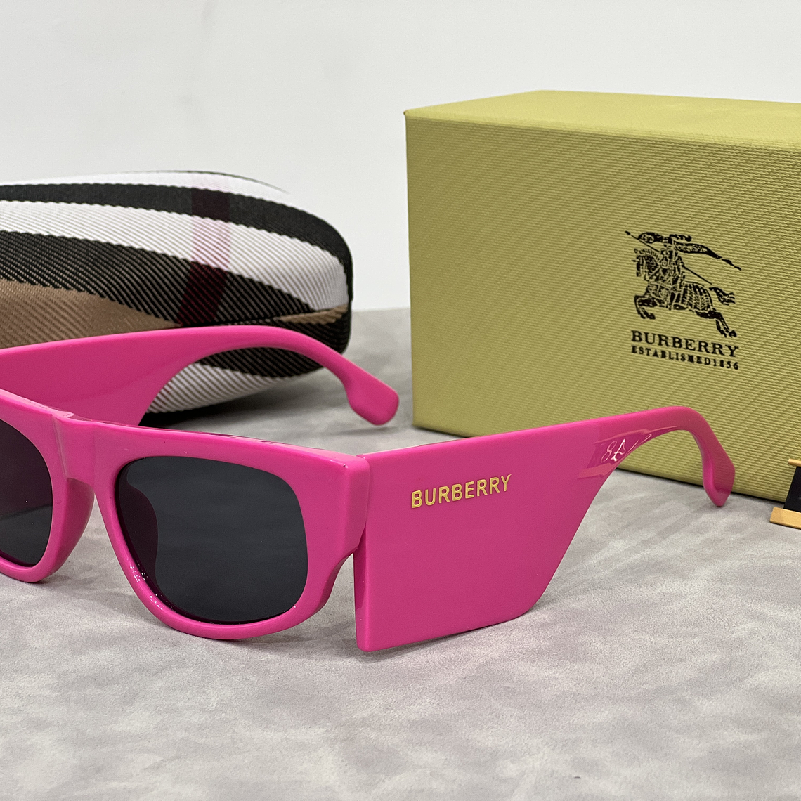 Óculos de Sol Burberry 6148 6