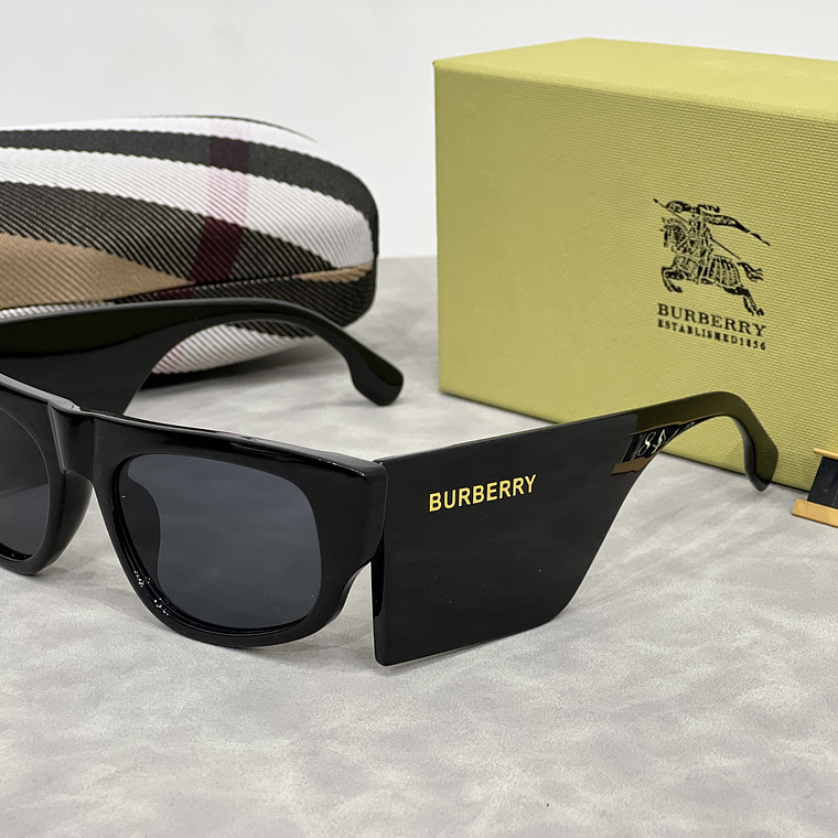 Óculos de Sol Burberry 6148 1