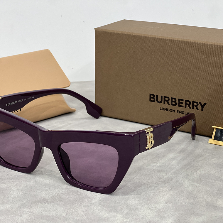 Óculos de Sol Burberry 4405 2