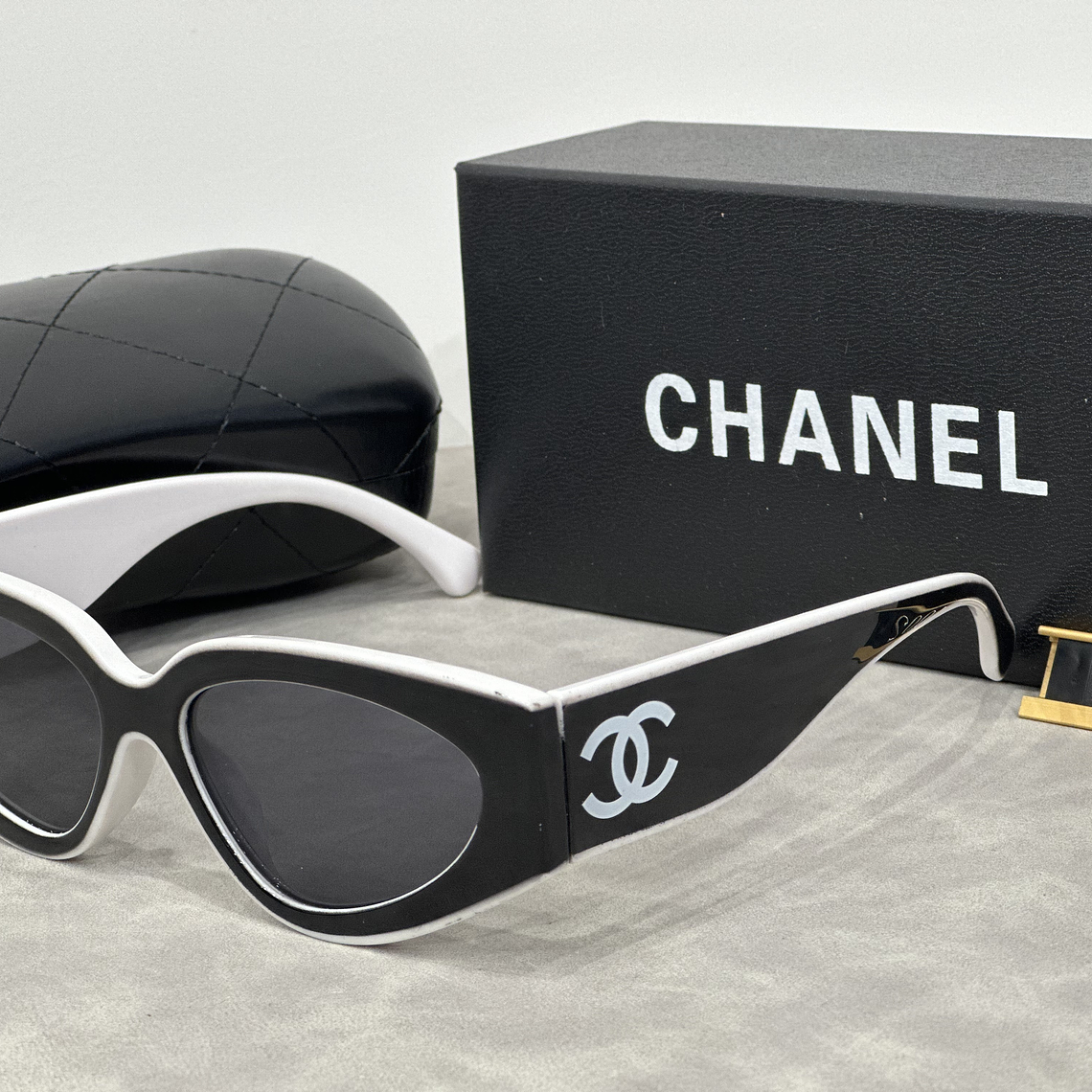 Óculos de Sol Chanel 1002 1
