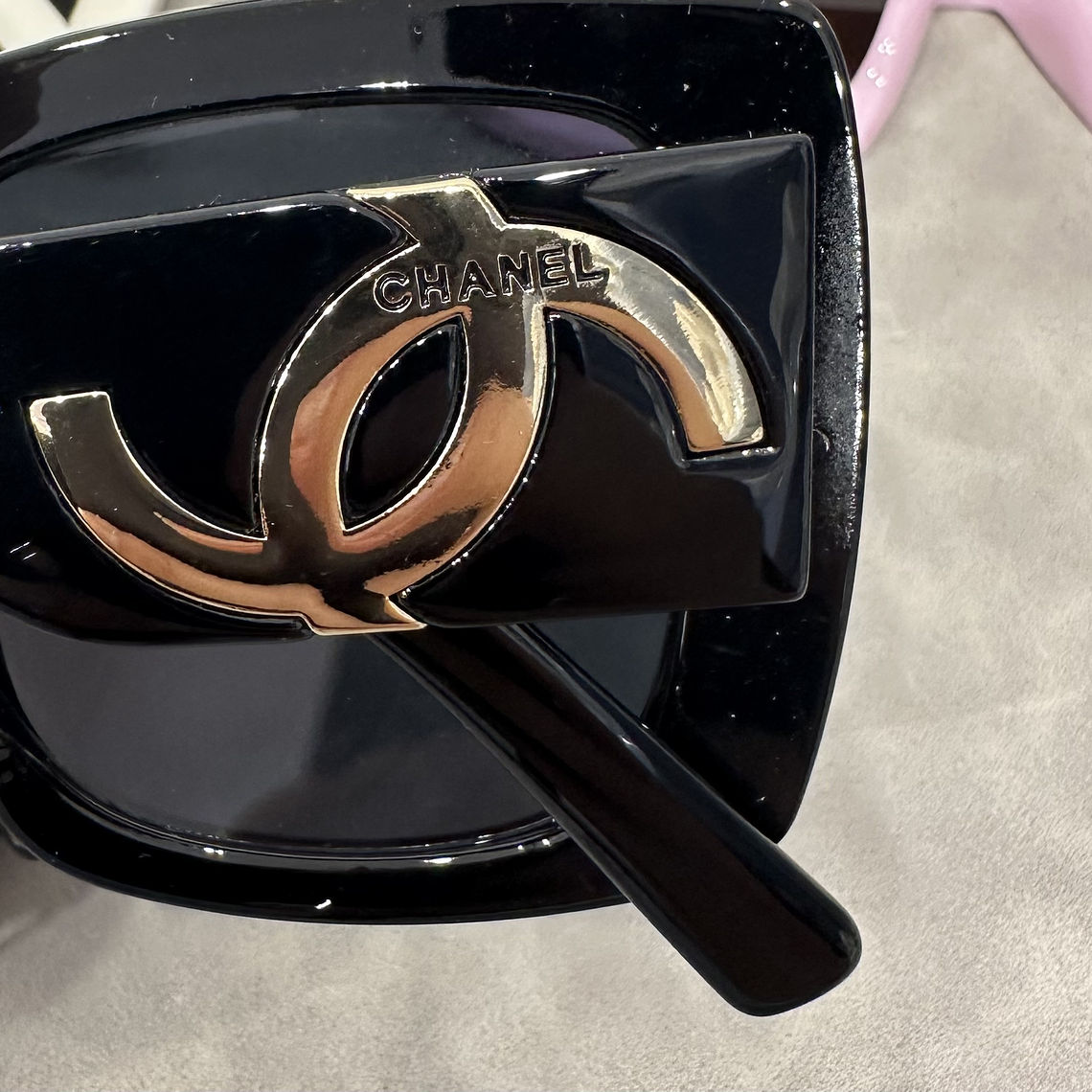 Óculos de Sol Chanel 6823 8