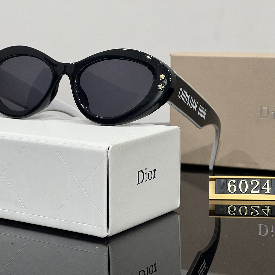 Óculos de Sol Dior 6024 2