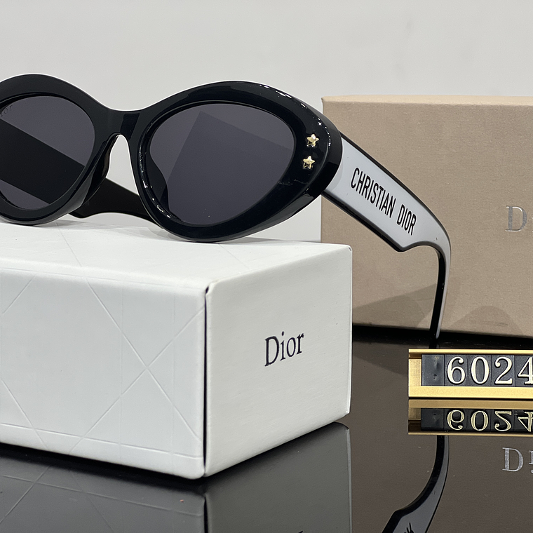 Óculos de Sol Dior 6024 8