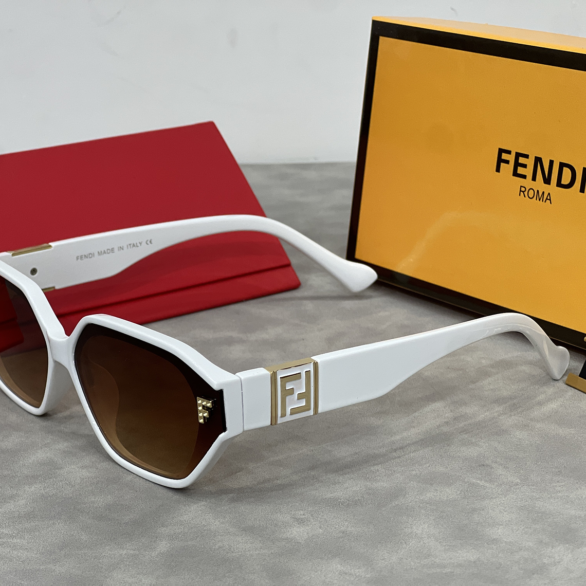 Óculos de Sol Fendi 6171 5