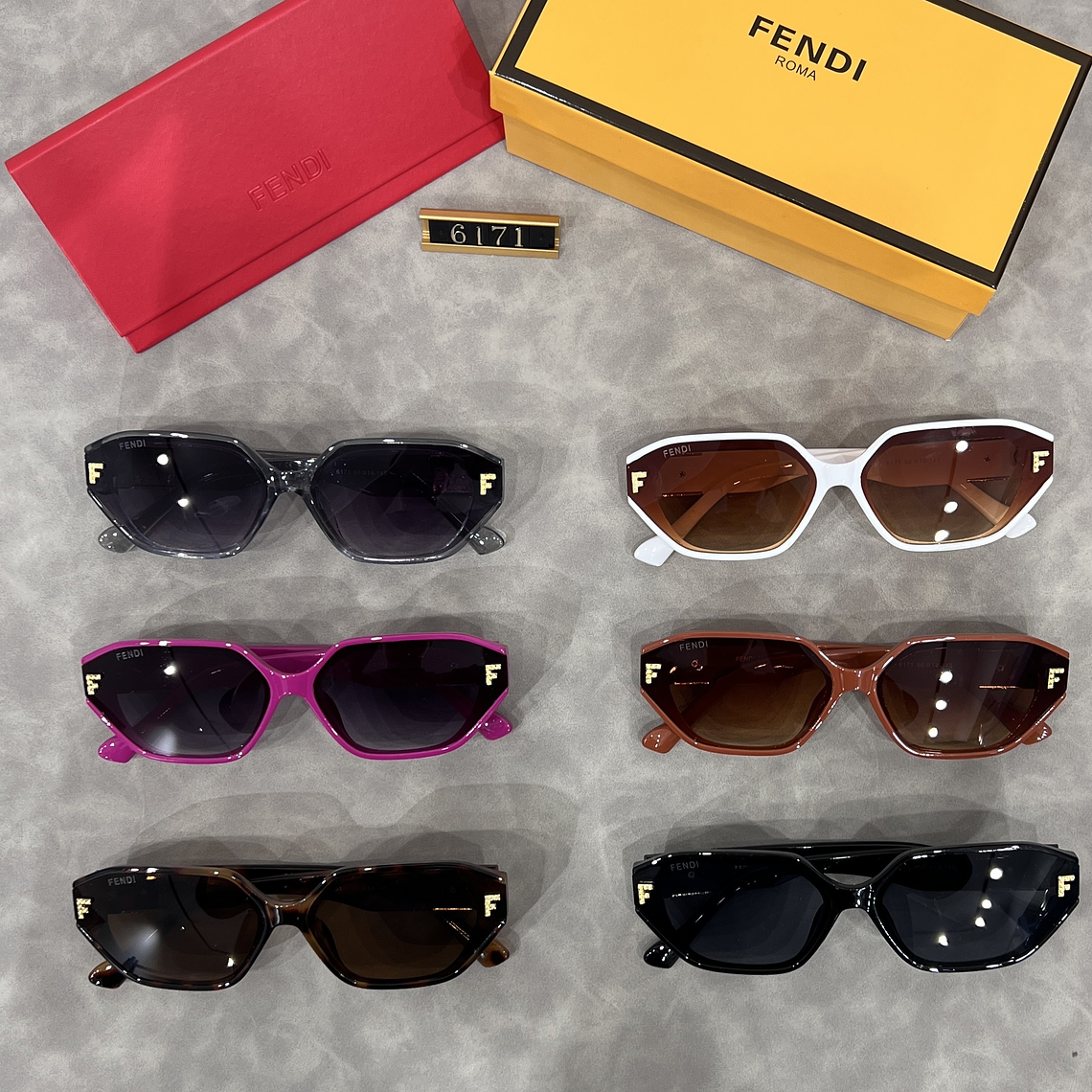 Óculos de Sol Fendi 6171 9