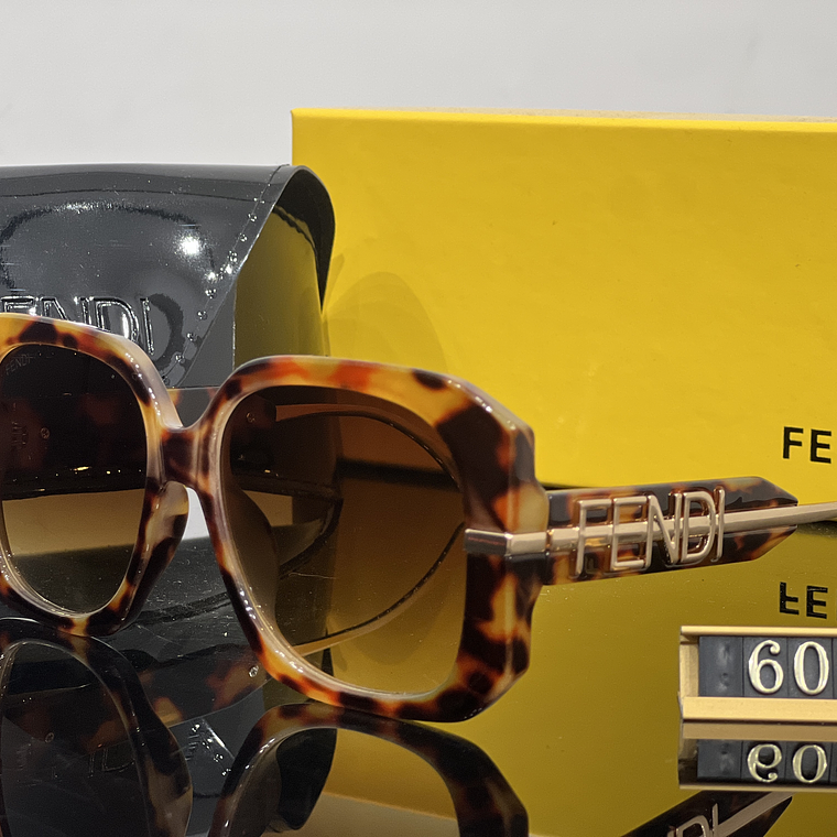 Óculos de Sol Fendi 6029 3