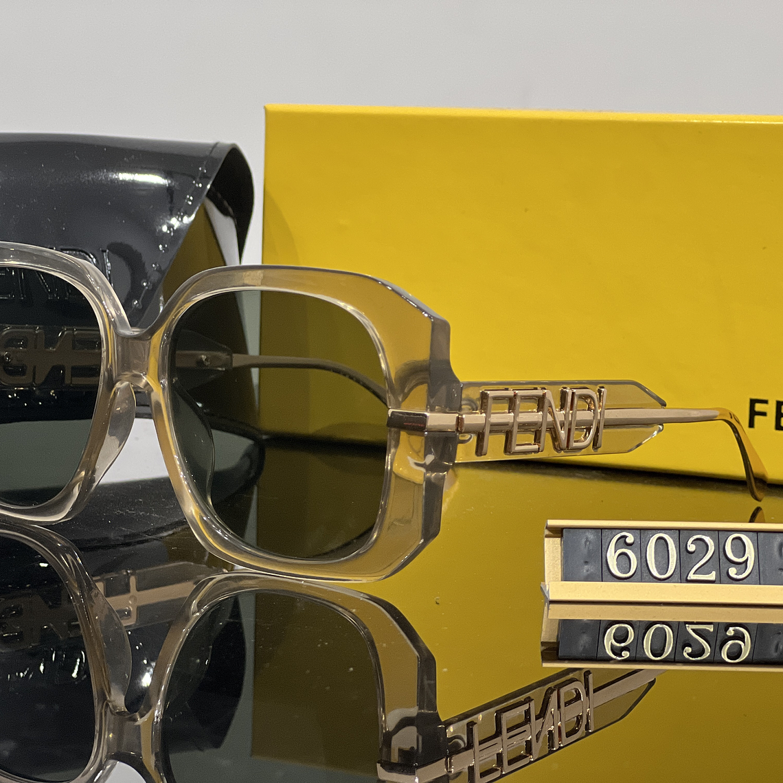 Óculos de Sol Fendi 6029 5