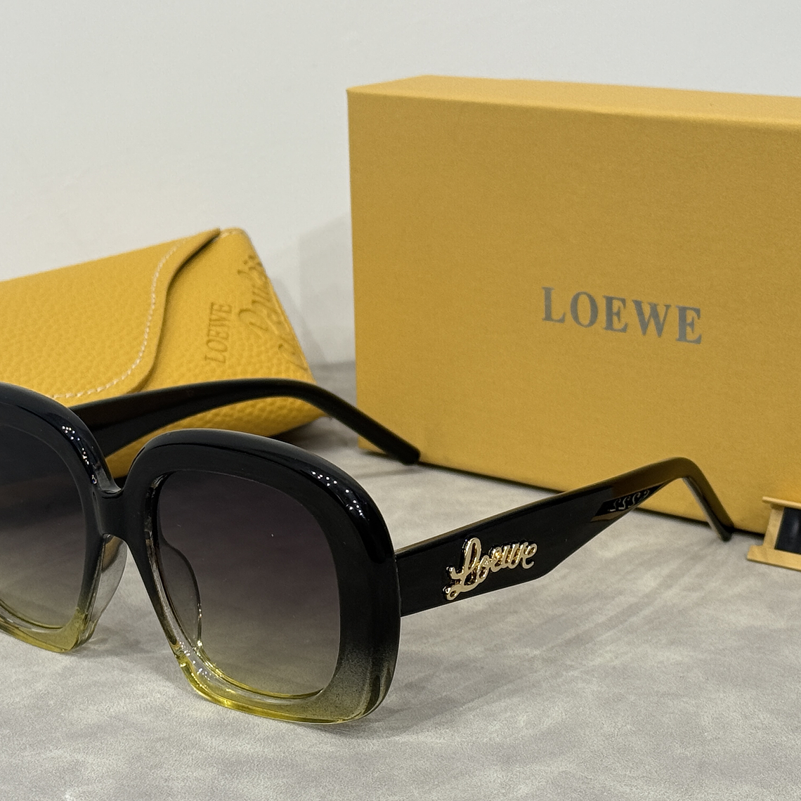 Óculos de Sol Loewe 6222 3