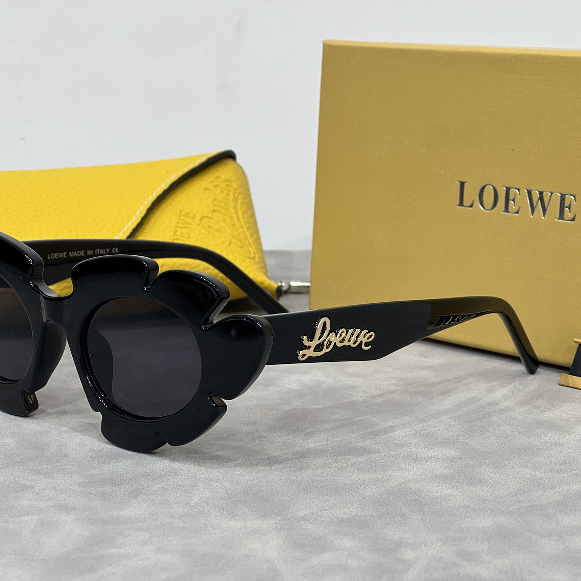 Óculos de Sol Loewe 6121 1