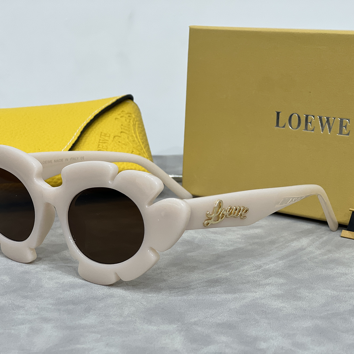 Óculos de Sol Loewe 6121 4