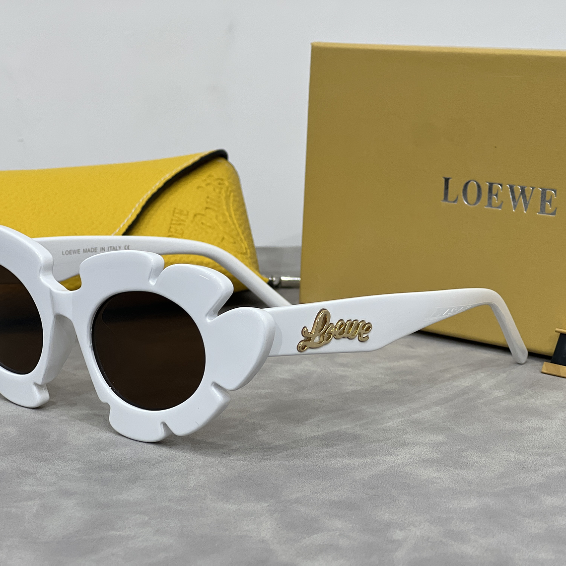 Óculos de Sol Loewe 6121 6