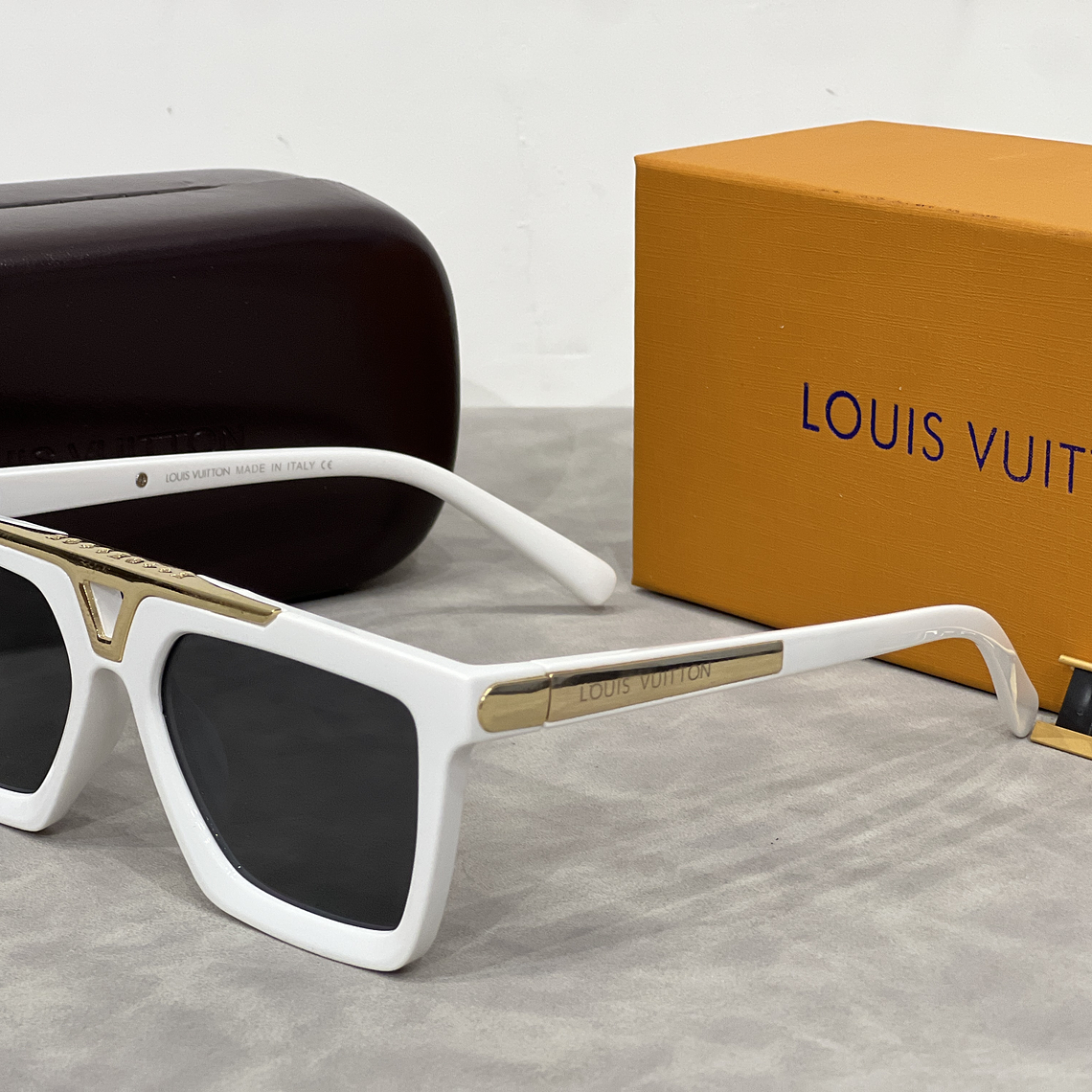 Óculos de Sol Louis Vuitton 7777 4