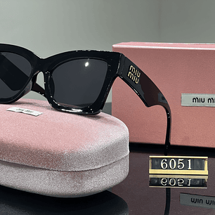Óculos de Sol Miu Miu 6051