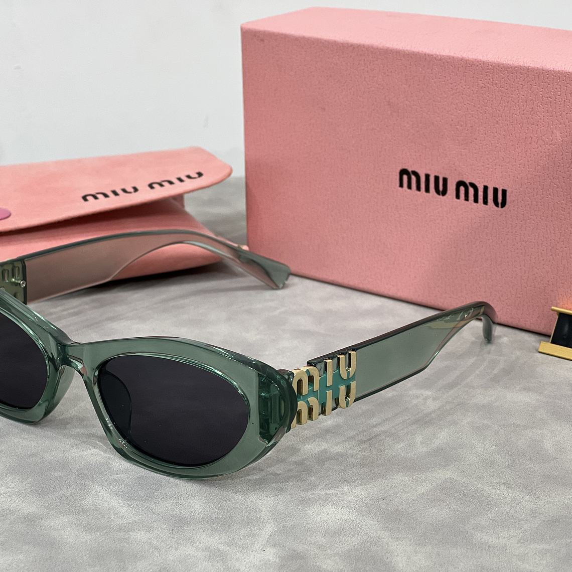Óculos de Sol Miu Miu 6149 2