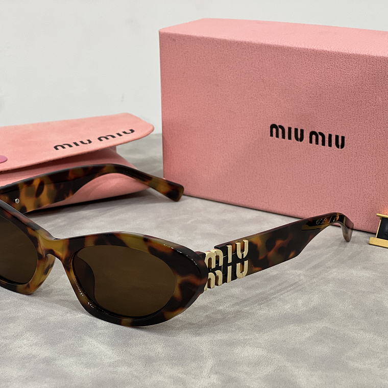 Óculos de Sol Miu Miu 6149 7