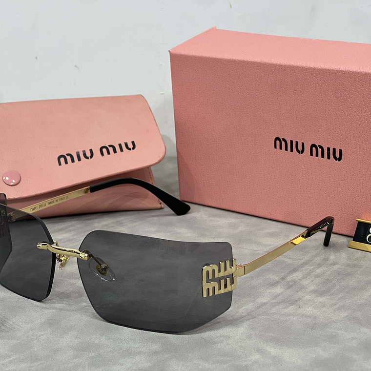 Óculos de Sol Miu Miu 8006 5
