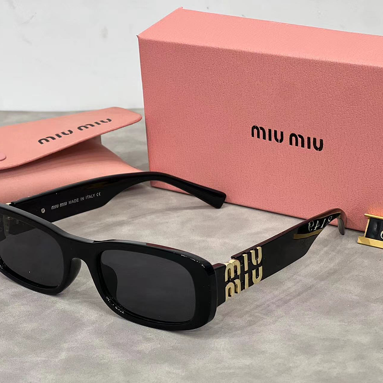 Óculos de Sol Miu Miu 8149 1