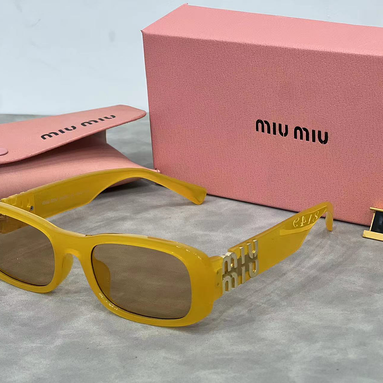 Óculos de Sol Miu Miu 8149 3